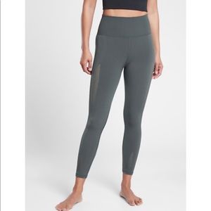 Athleta Mudra 7/8 tight